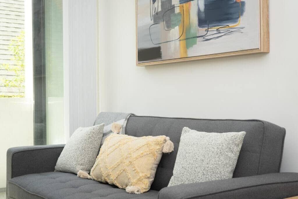 Bright And Trendy 2-Story Bankers Hill Condo ซานดิเอโก ภายนอก รูปภาพ